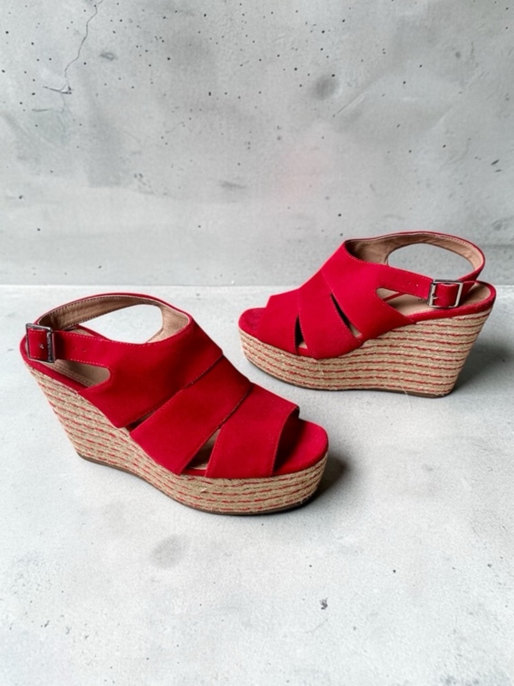 Halogen Red Suede Alina Platform Espadrille Wedge Sandals Sz 8